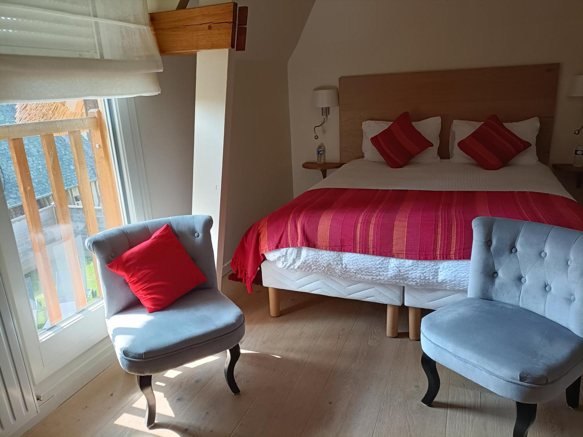 Auberge Du Vieux Tour Le Manoir Canapville  Экстерьер фото